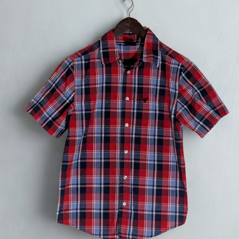 Wrangler Boy's Blue And Red Short Sleeve Button Up Shirt